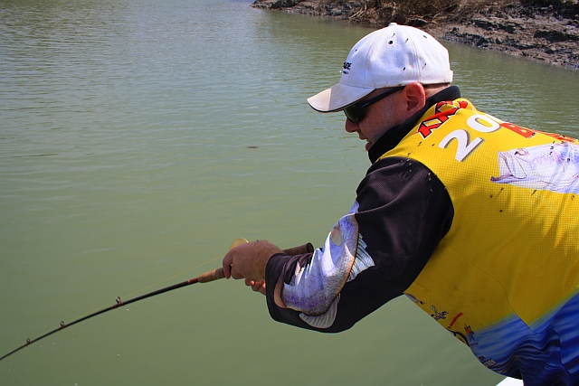 Brad fighting his PB threadie