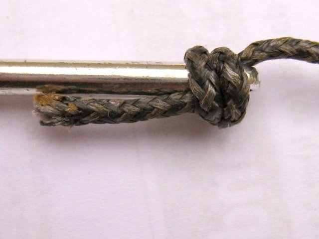 Kevlar knot