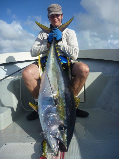 Big Yellowfin on popper - Kiribati 2012