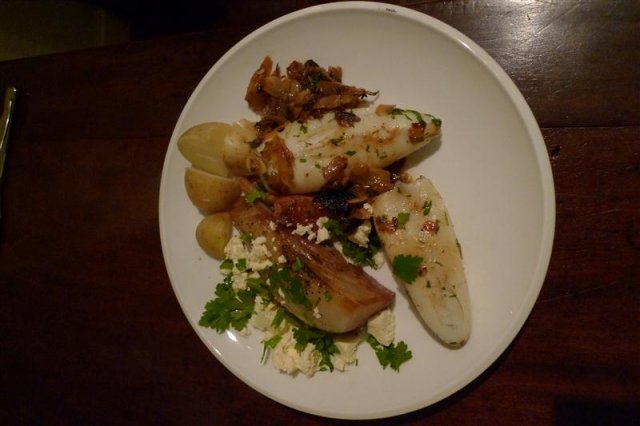 Squid with onion confit and red wine braised fennel & fetta