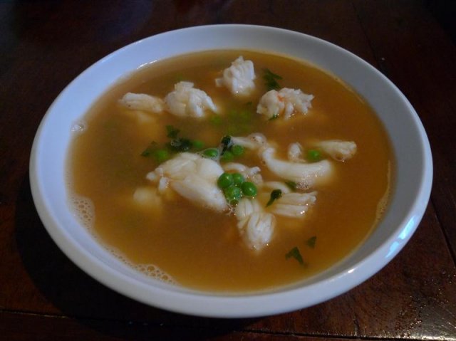 Lobster broth with peas
